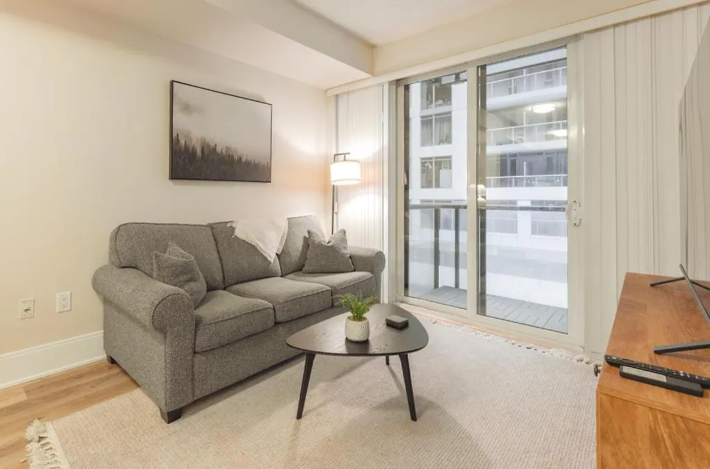 Apartamento Toronto Entertainment District - King Bed Condo - Close To Core - Dome - Scotiabank - Cne - Fort York - Near King St W